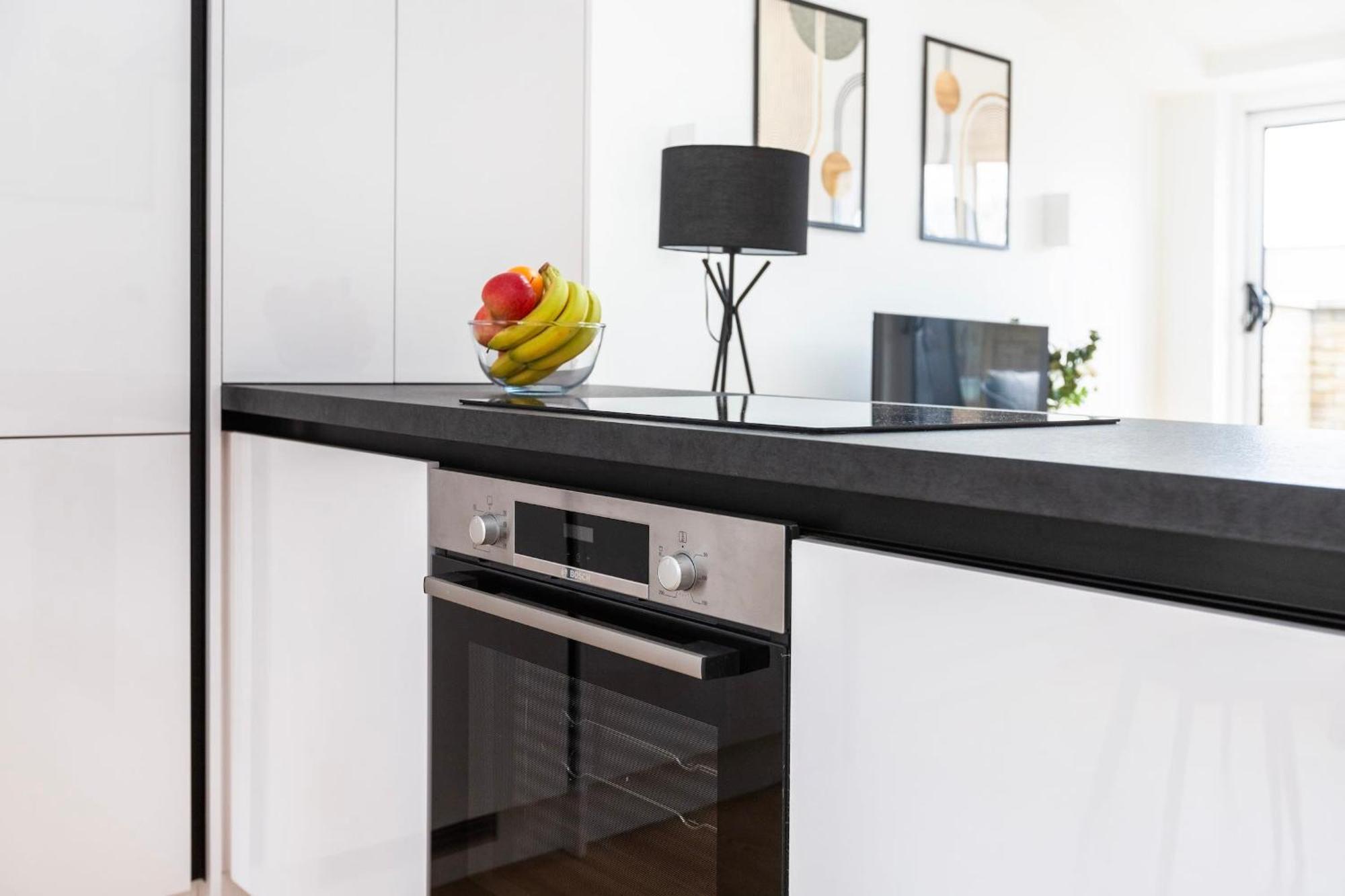 Fitzrovia & Soho - 2Br With Balcony - Cityapartmentstay London Exteriör bild